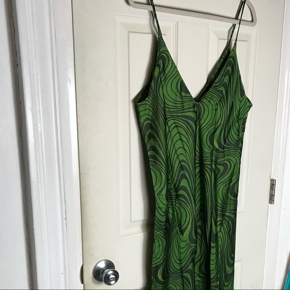 NEW Zara printed the Lara dress green midi XL womens - Picture 12 of 12